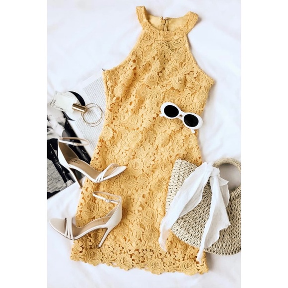 NWT Lulu’s Love Poem Yellow Lace Mini Dress - Yellow - S - Picture 3 of 5